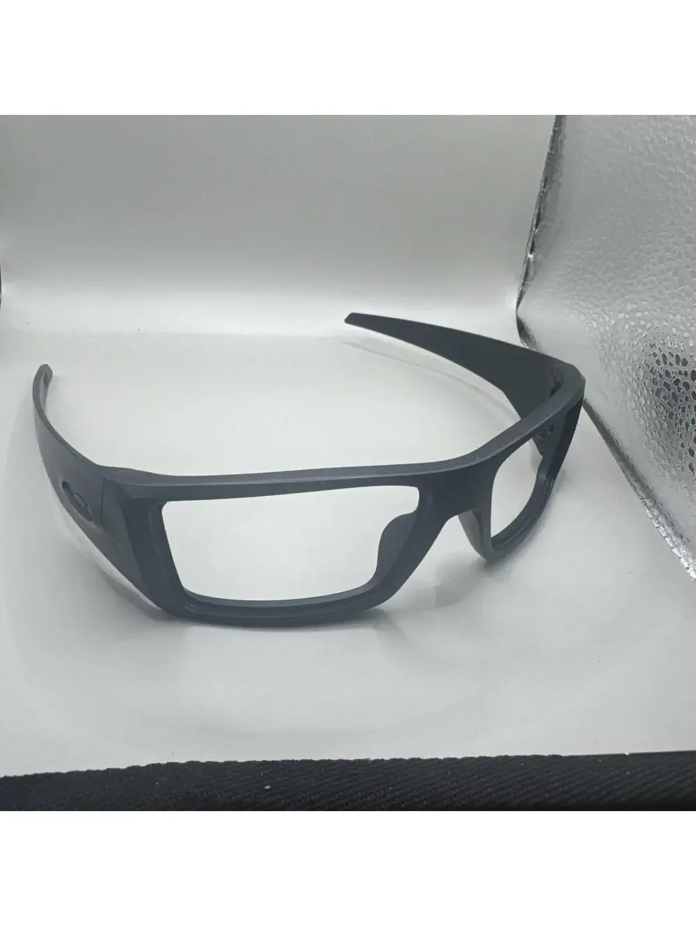 Oakley Heliostat Matte Black Frame (No Icons)